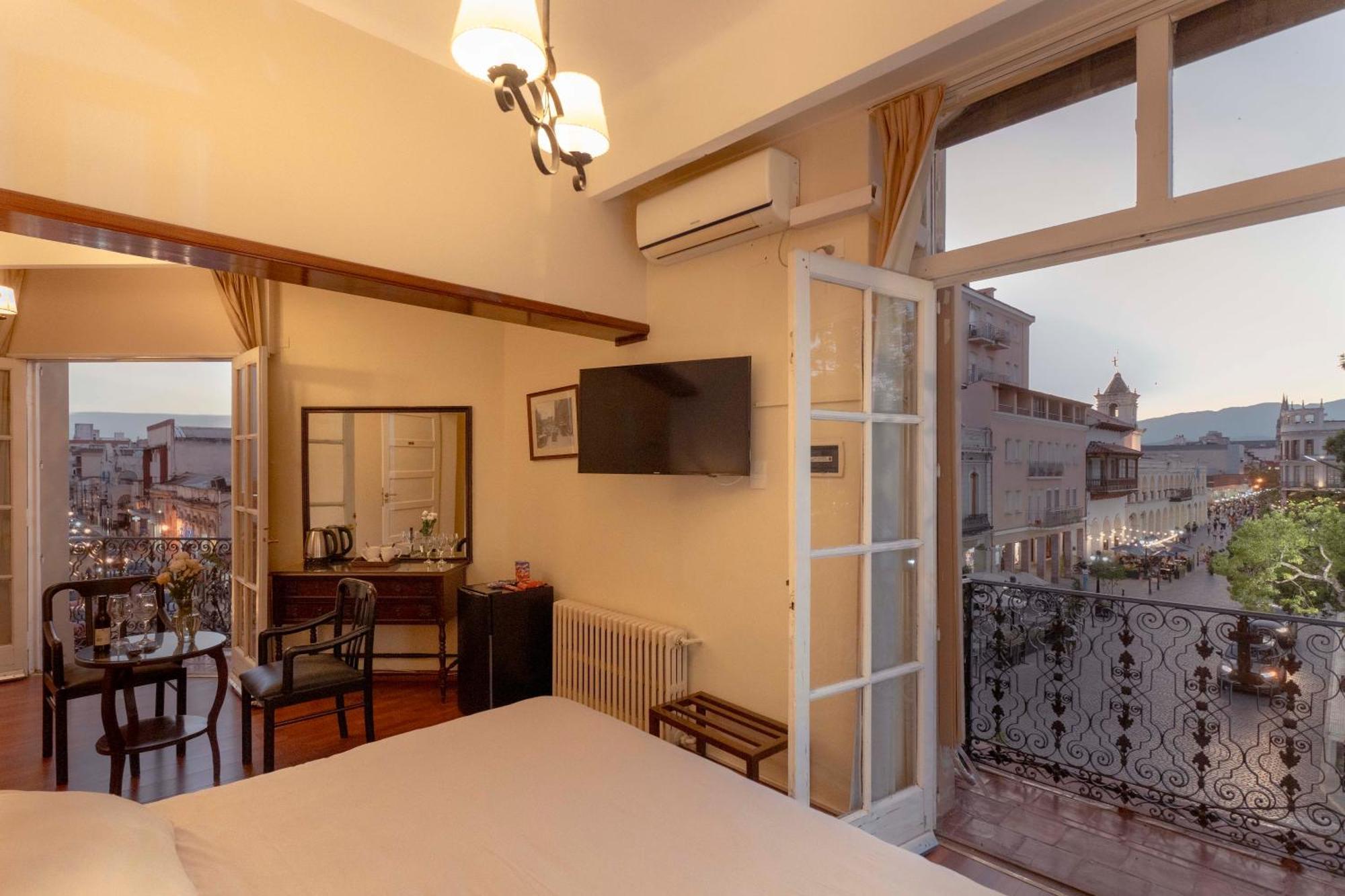 Hotel Colonial Салта Екстериор снимка