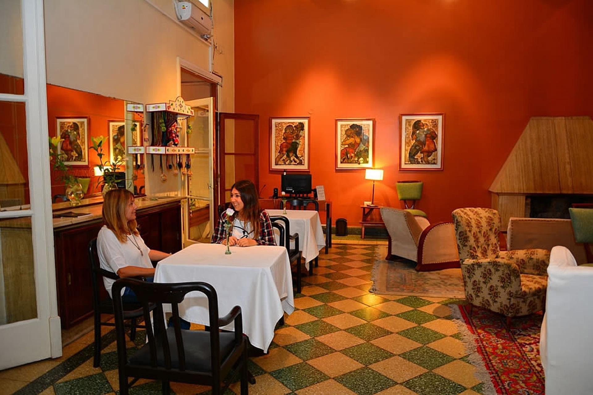 Hotel Colonial Салта Екстериор снимка