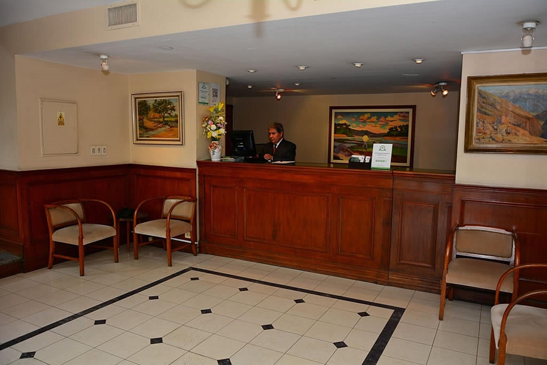 Hotel Colonial Салта Екстериор снимка